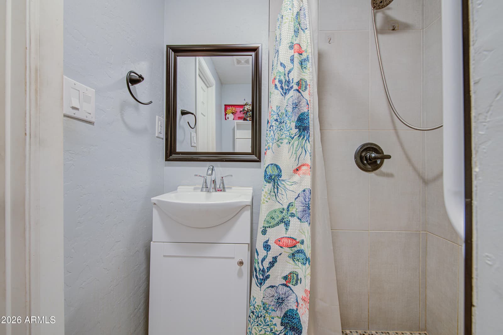 1901 E Encinas Lane, Phoenix, AZ 85040 — photo 17 of 26