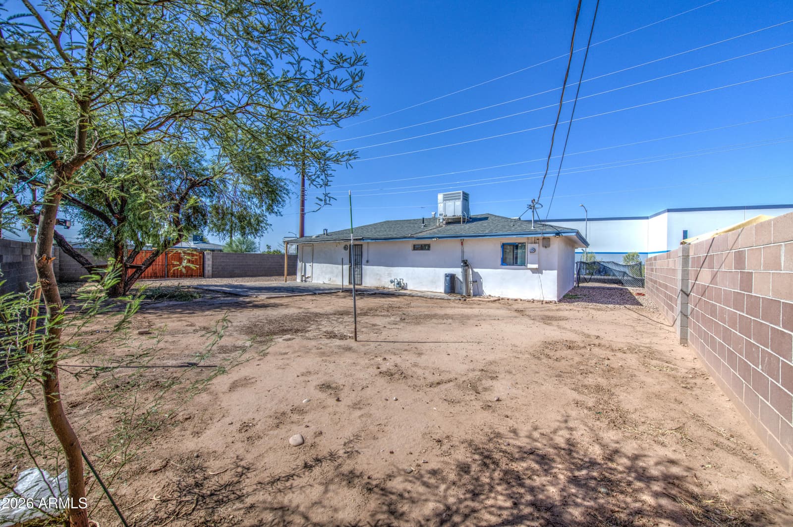 1901 E Encinas Lane, Phoenix, AZ 85040 — photo 23 of 26