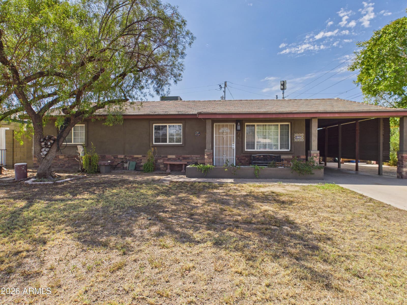 1201 E Griswold Road, Phoenix, AZ 85020 — photo 2 of 35