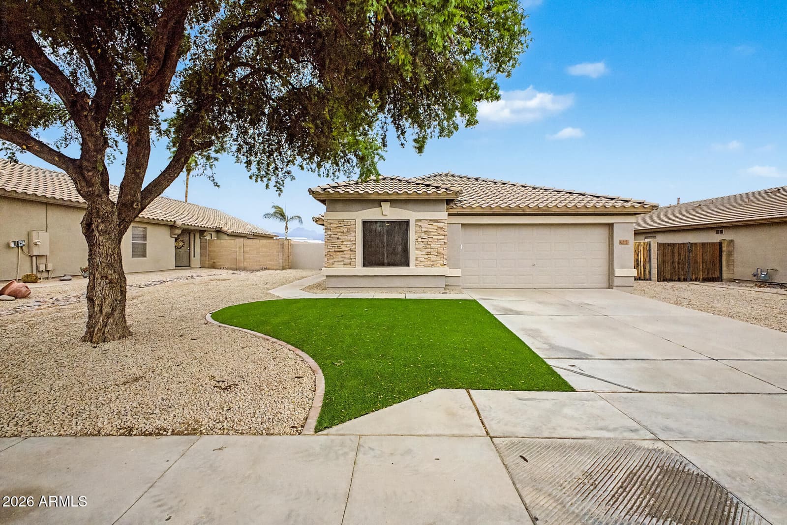 615 S 111th Place, Mesa, AZ 85208 — photo 1 of 27