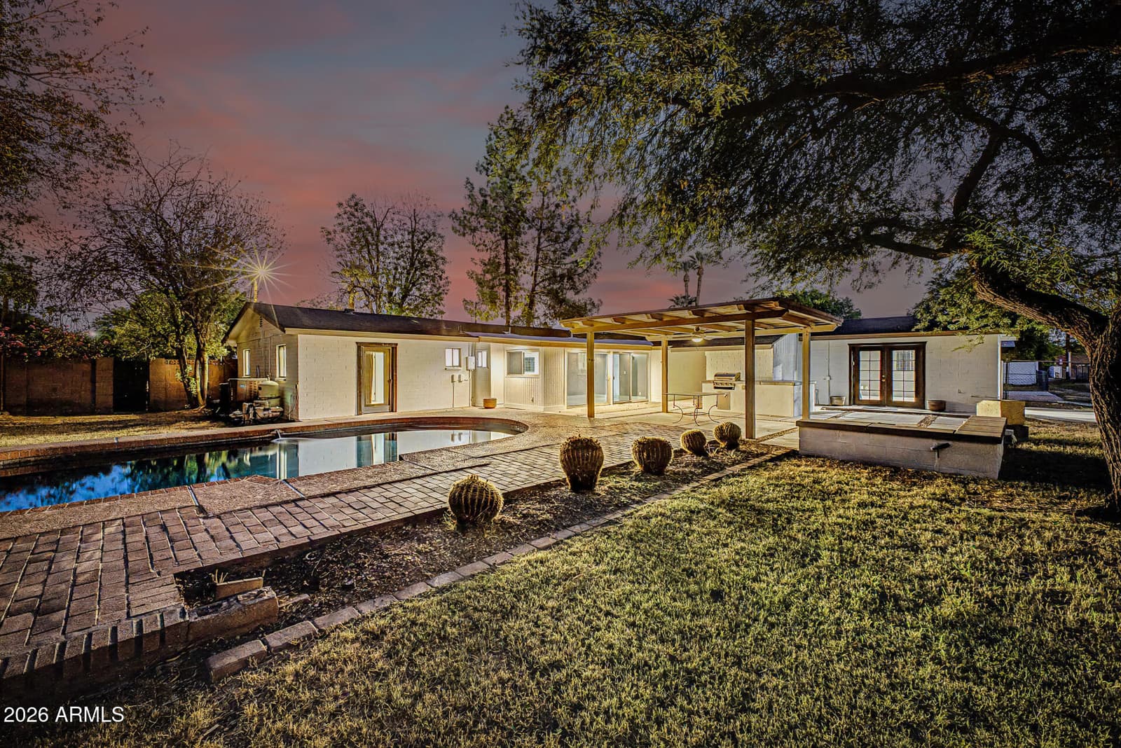 8744 N 6th Drive, Phoenix, AZ 85021 — photo 33 of 41