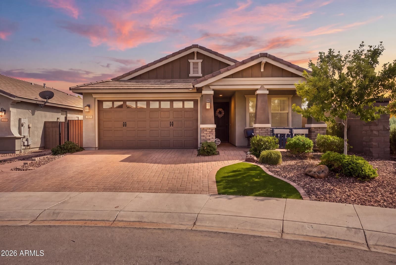 2923 W Canada De Oro Road, San Tan Valley, AZ 85144 — photo 1 of 40