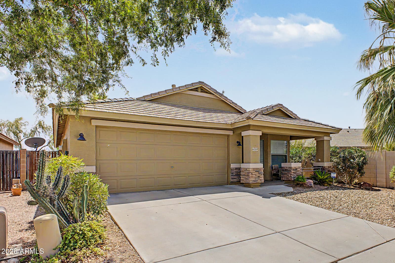 42029 W Michaels Drive, Maricopa, AZ 85138 — photo 7 of 38