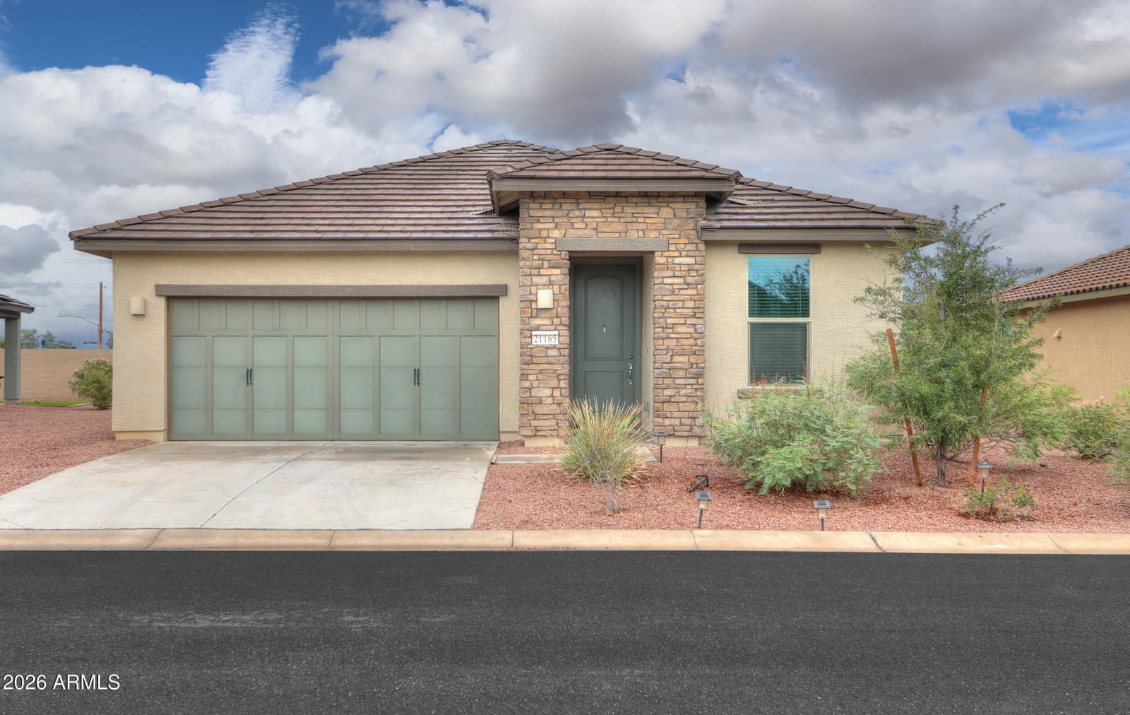 21165 N Evergreen Drive, Maricopa, AZ 85138 — photo 1 of 47