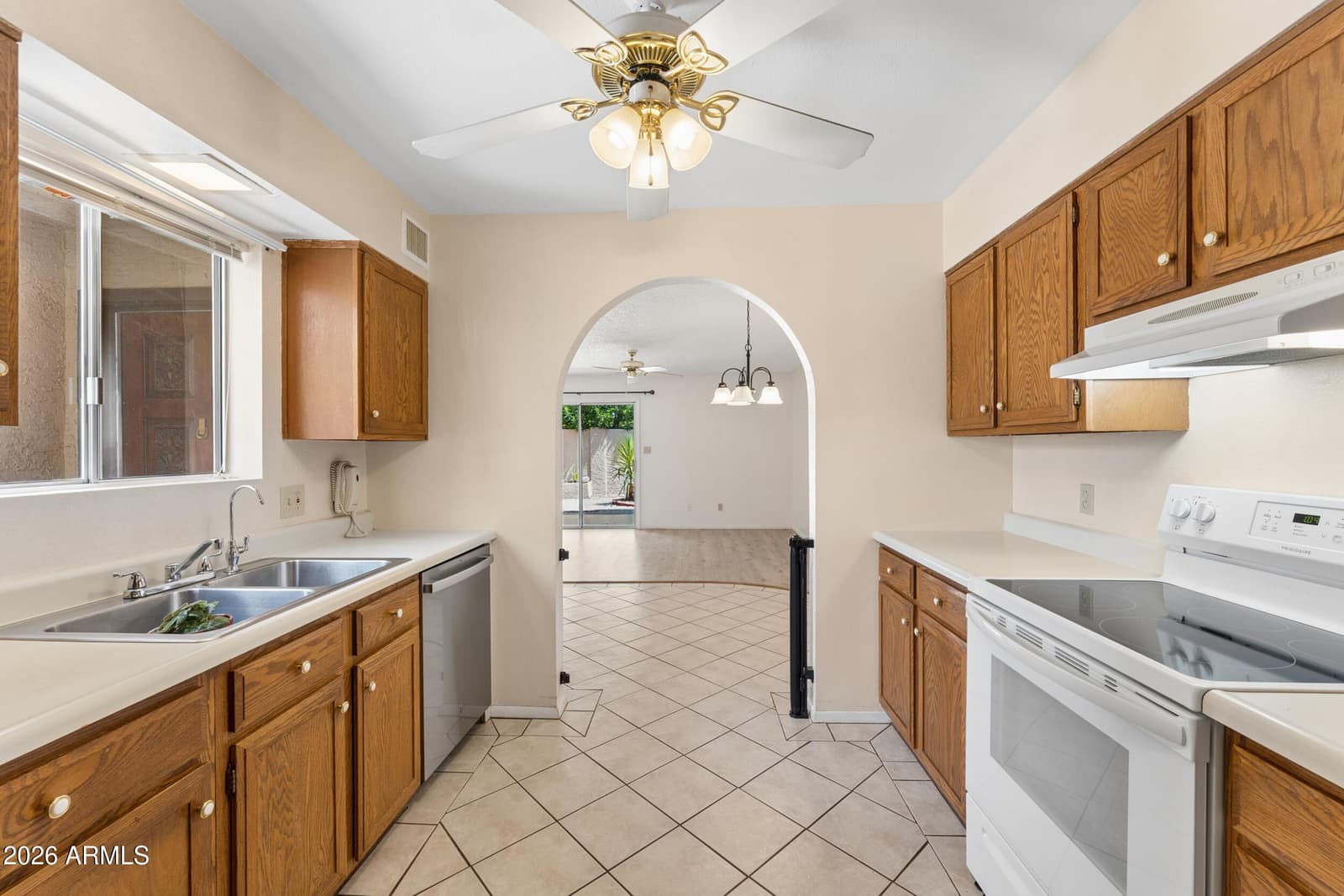 3345 E University Drive 80, Mesa, AZ 85213 — photo 4 of 66