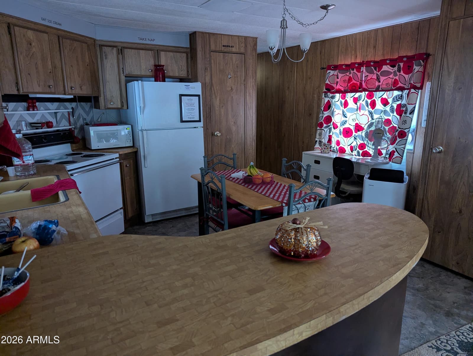 2179 N Woods Drive, Overgaard, AZ 85933 — photo 16 of 28
