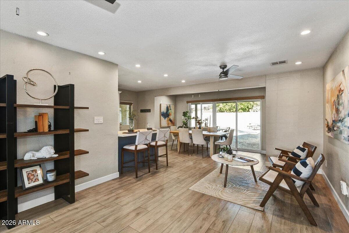 4325 N 19th Place, Phoenix, AZ 85016 — photo 4 of 23