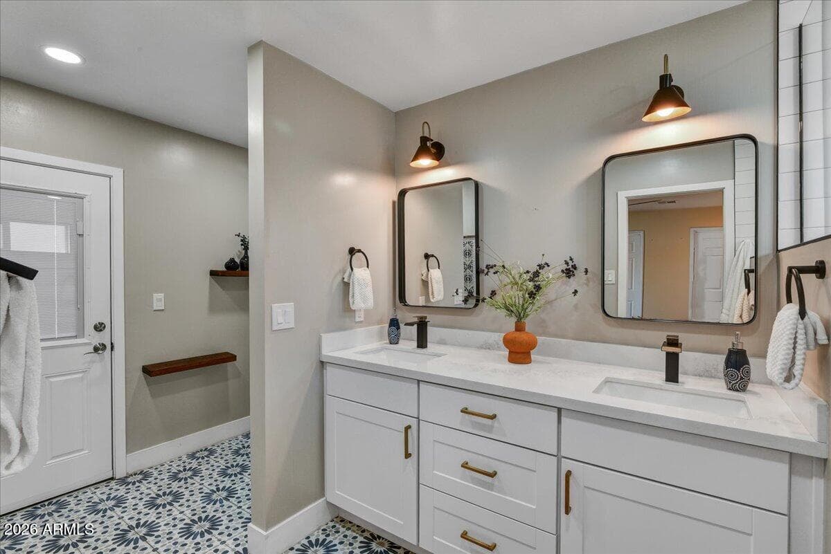 4325 N 19th Place, Phoenix, AZ 85016 — photo 11 of 23