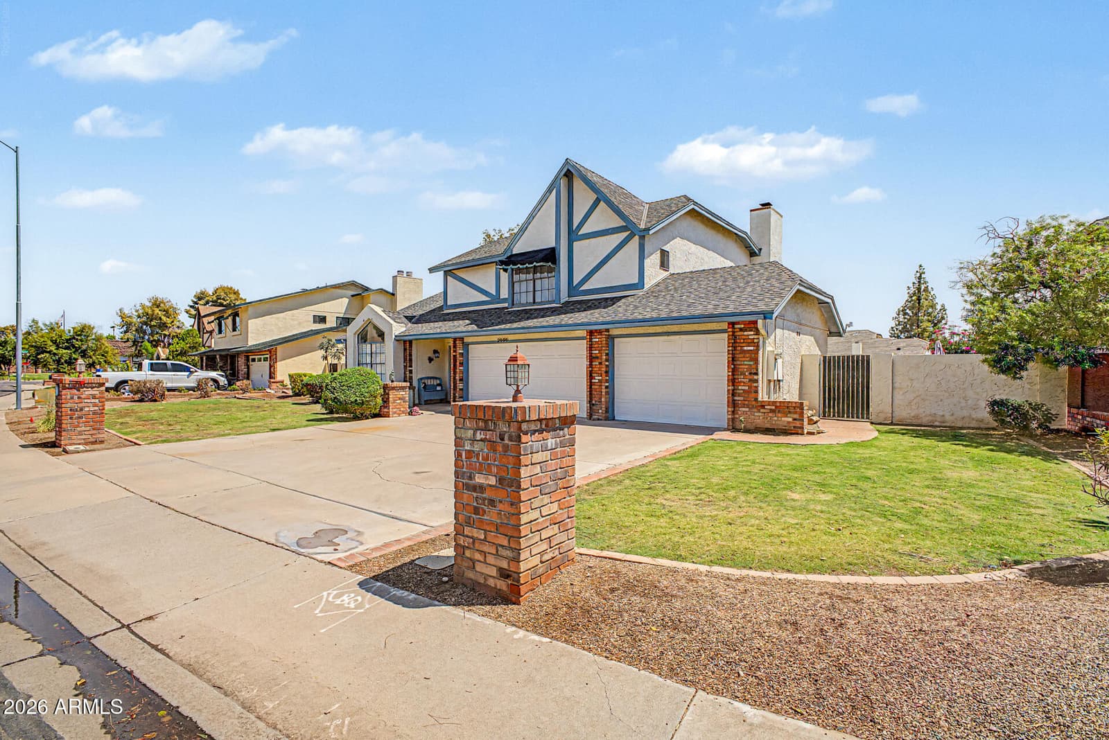 2031 W Madero Avenue, Mesa, AZ 85202 — photo 2 of 52