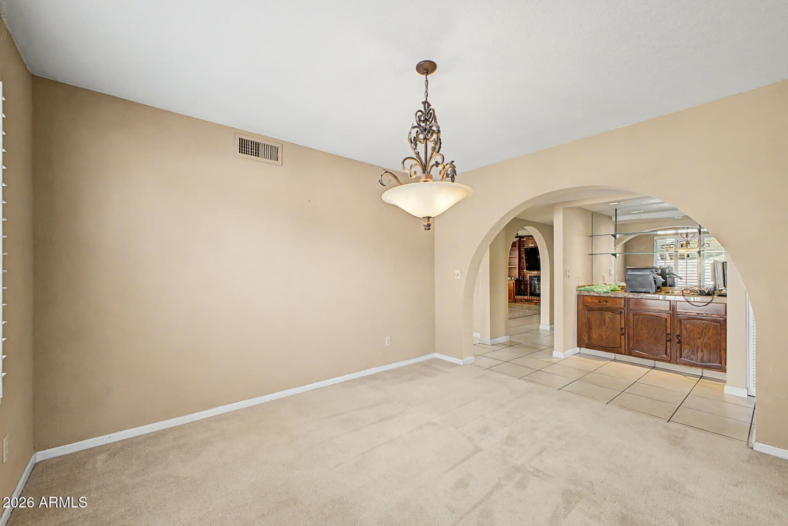 2031 W Madero Avenue, Mesa, AZ 85202 — photo 10 of 52