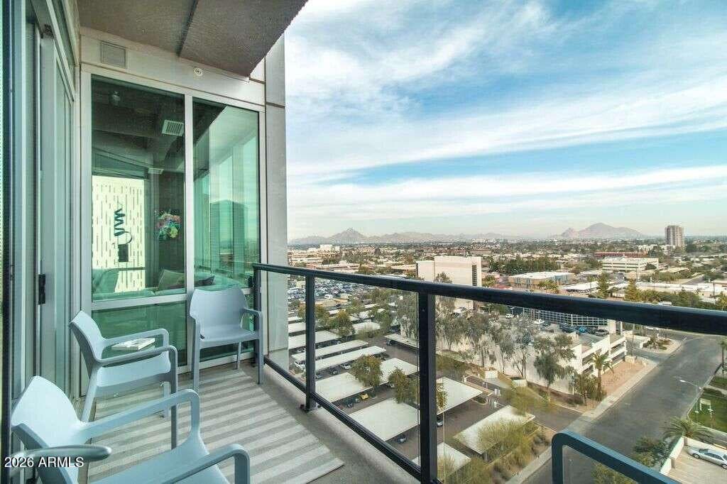 1 E Lexington Avenue 1004, Phoenix, AZ 85012 — photo 27 of 40