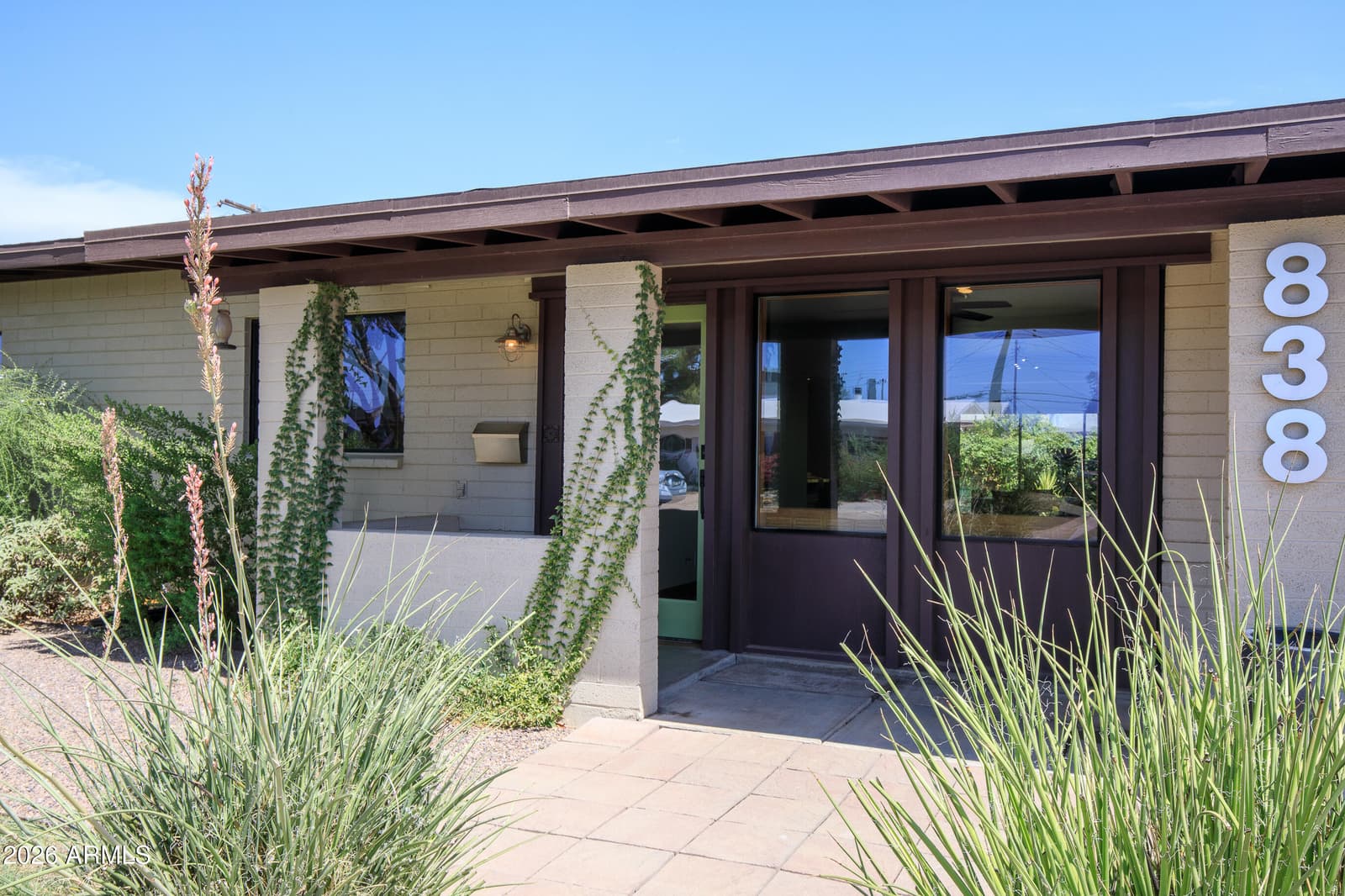 838 W Indianola Avenue, Phoenix, AZ 85013 — photo 1 of 35