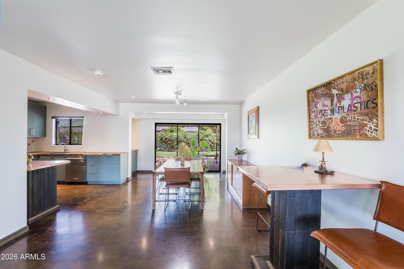 838 W Indianola Avenue, Phoenix, AZ 85013 — photo 4 of 35