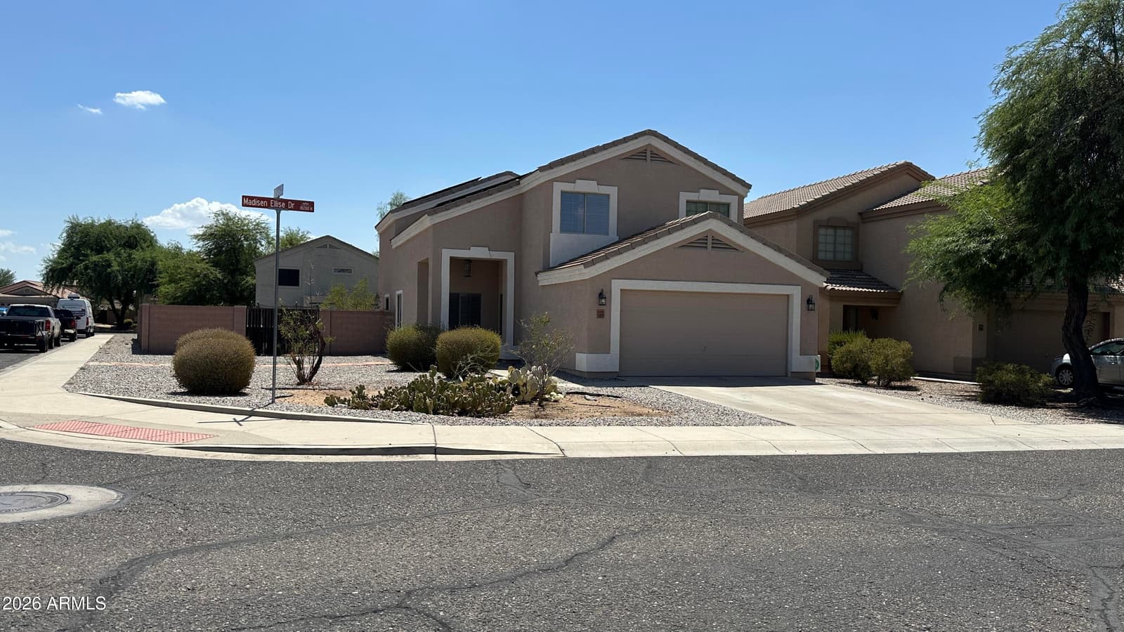 11419 W Madisen Ellise Drive, Surprise, AZ 85378 — photo 2 of 30