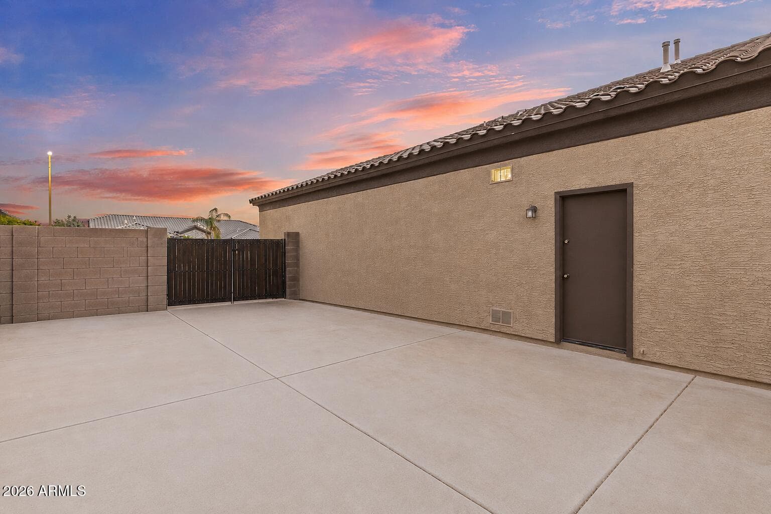 8710 E Hobart Street, Mesa, AZ 85207 — photo 10 of 51