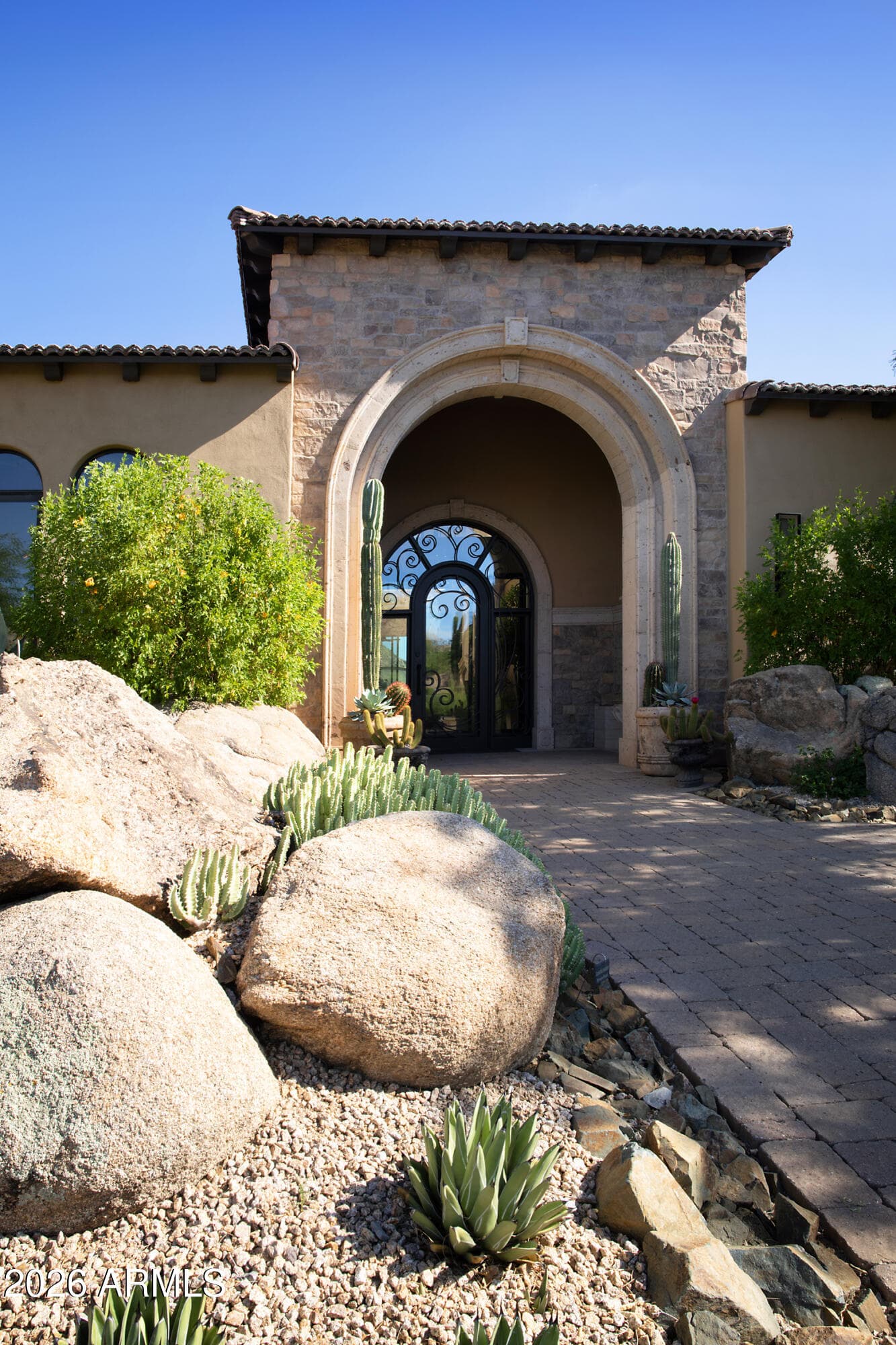 10681 E Greythorn Drive, Scottsdale, AZ 85262 — photo 8 of 43