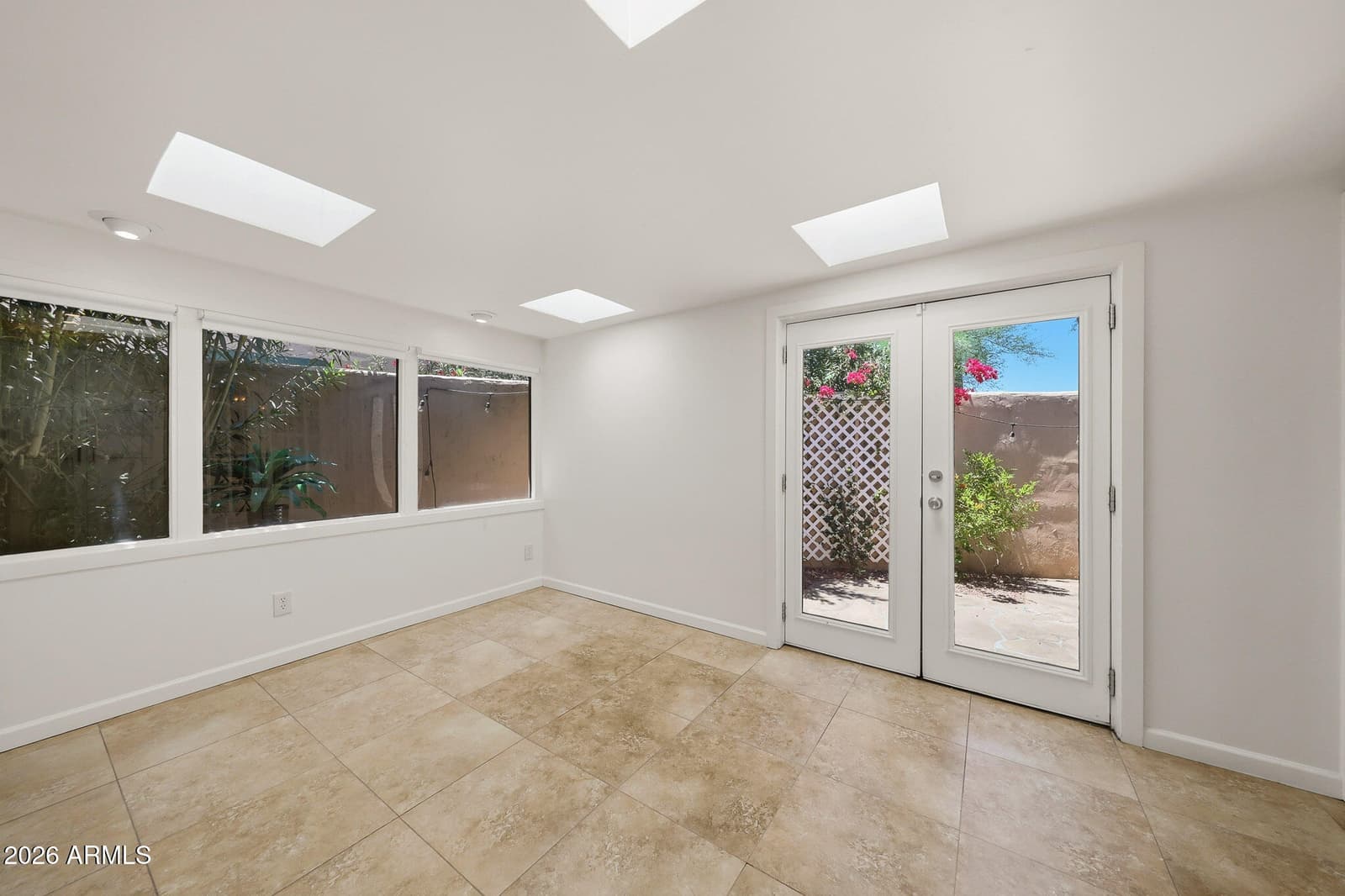 4540 N 44th Street 3, Phoenix, AZ 85018 — photo 15 of 29