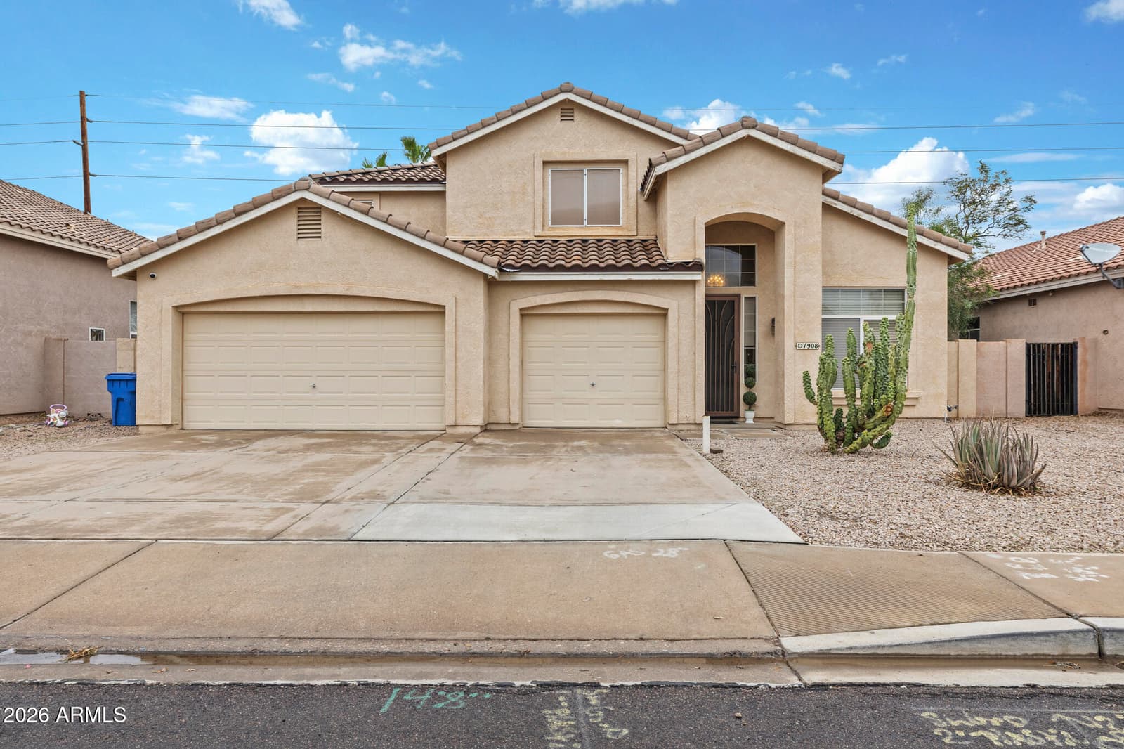 1908 S Saddle Street, Gilbert, AZ 85233 — photo 2 of 37