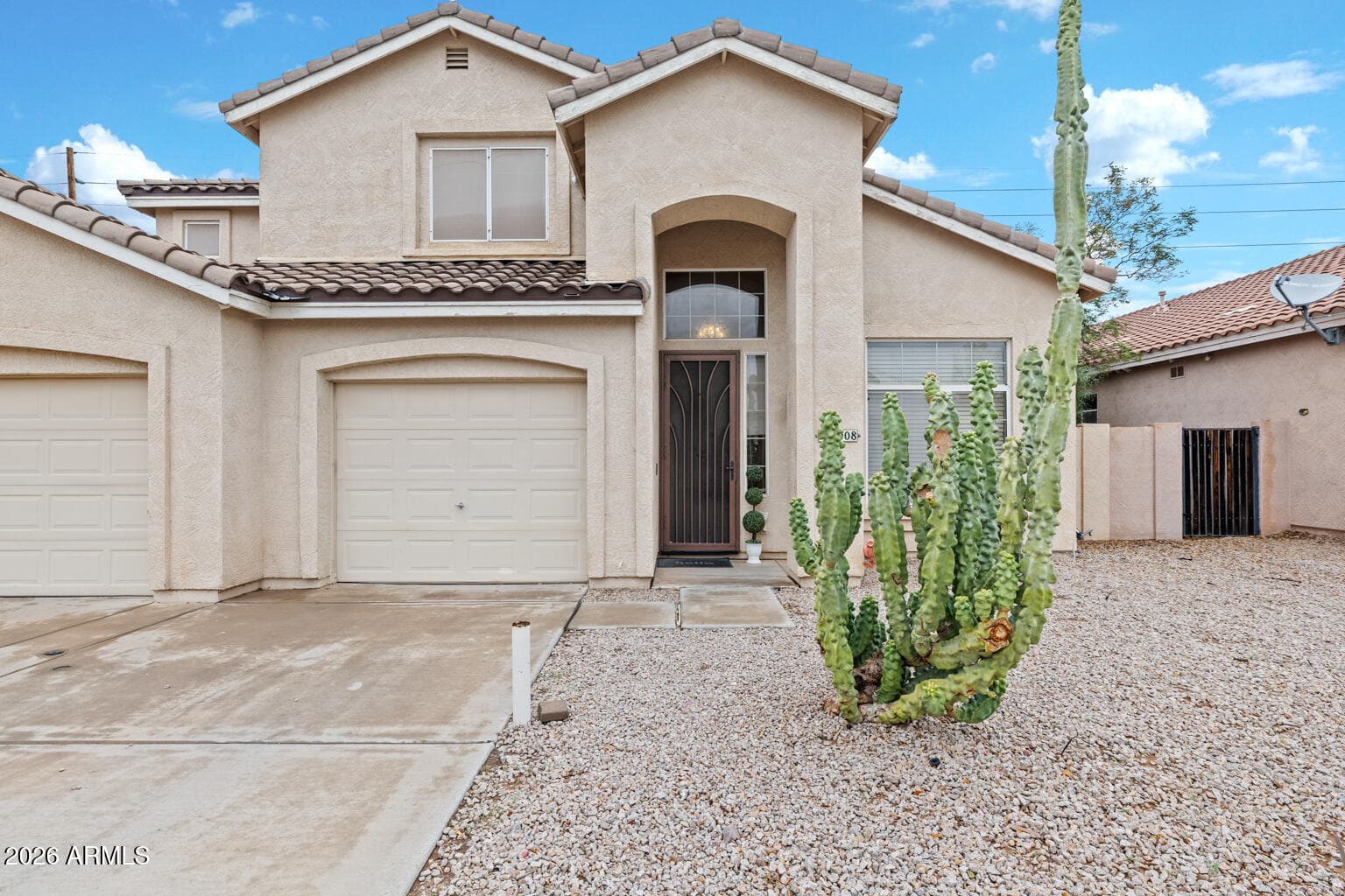 1908 S Saddle Street, Gilbert, AZ 85233 — photo 4 of 37