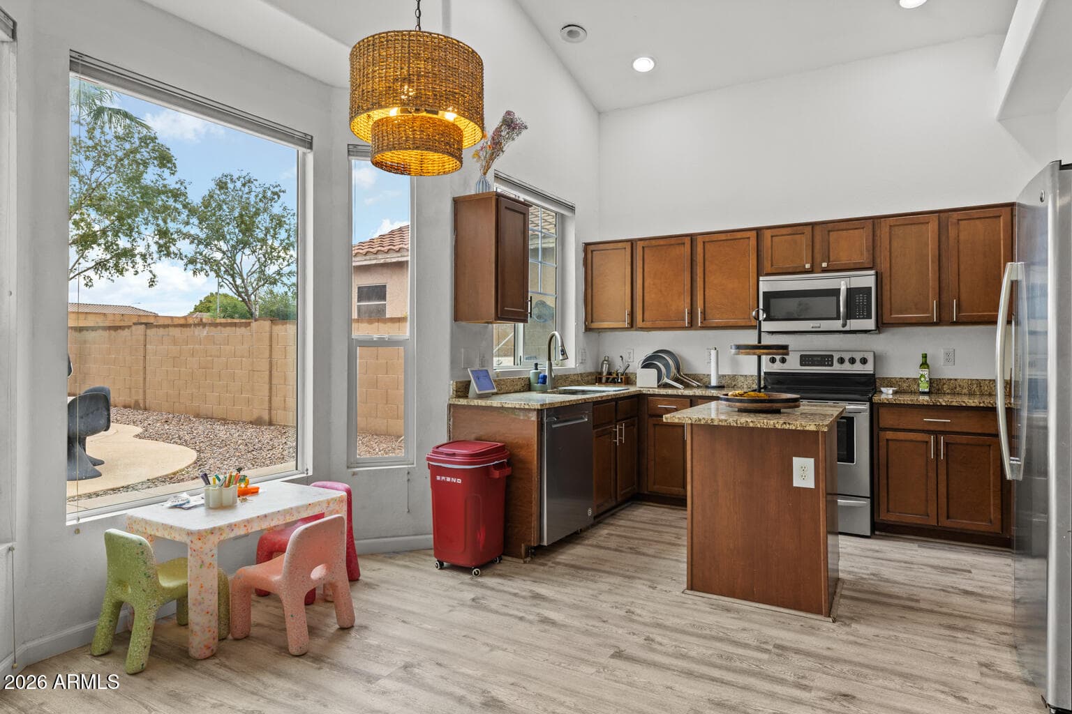 1908 S Saddle Street, Gilbert, AZ 85233 — photo 11 of 37