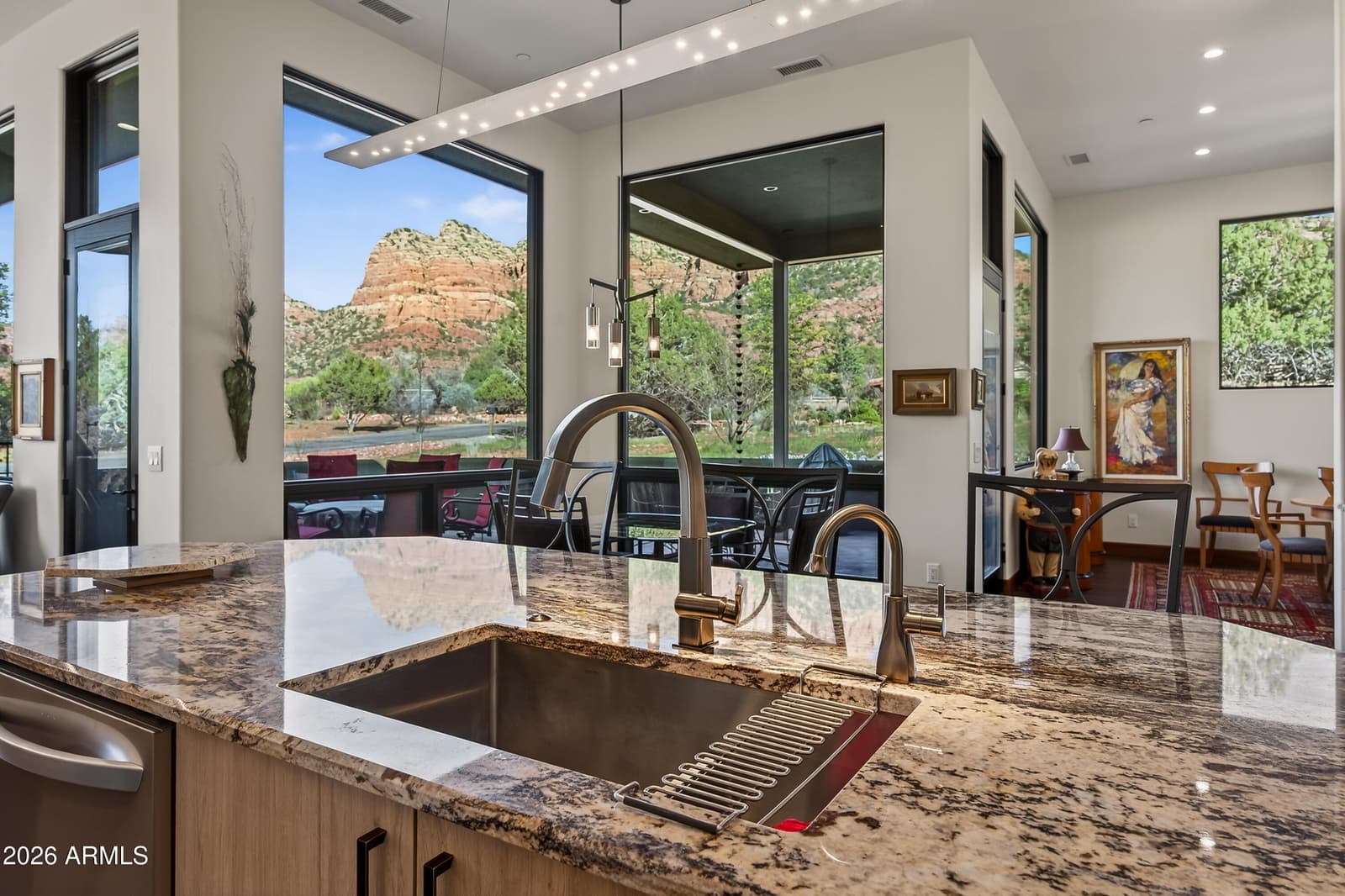 40 Highland Drive S, Sedona, AZ 86351 — photo 10 of 49