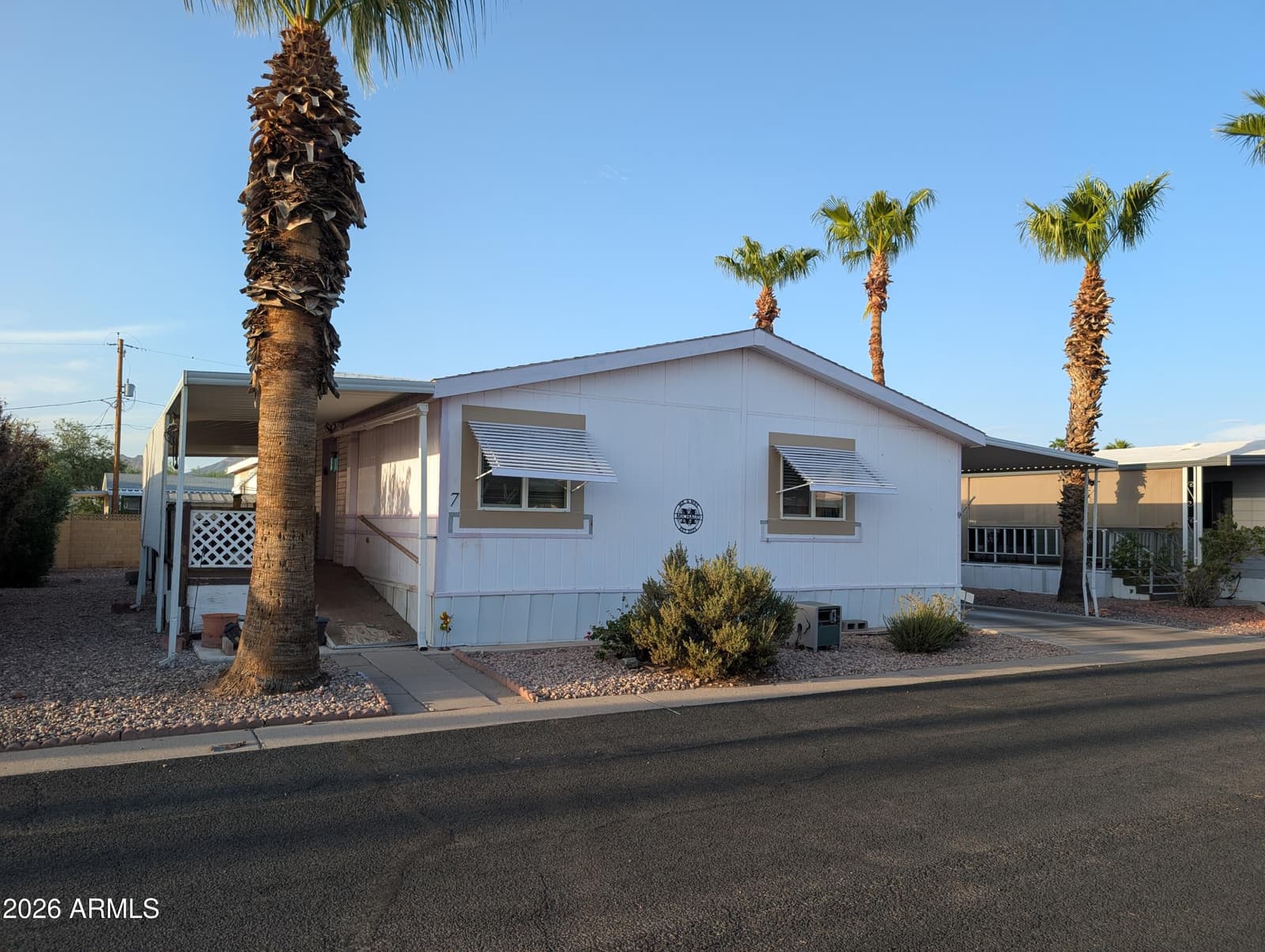 2900 W Superstition Boulevard Ofc, Apache Junction, AZ 85120 — photo 1 of 9