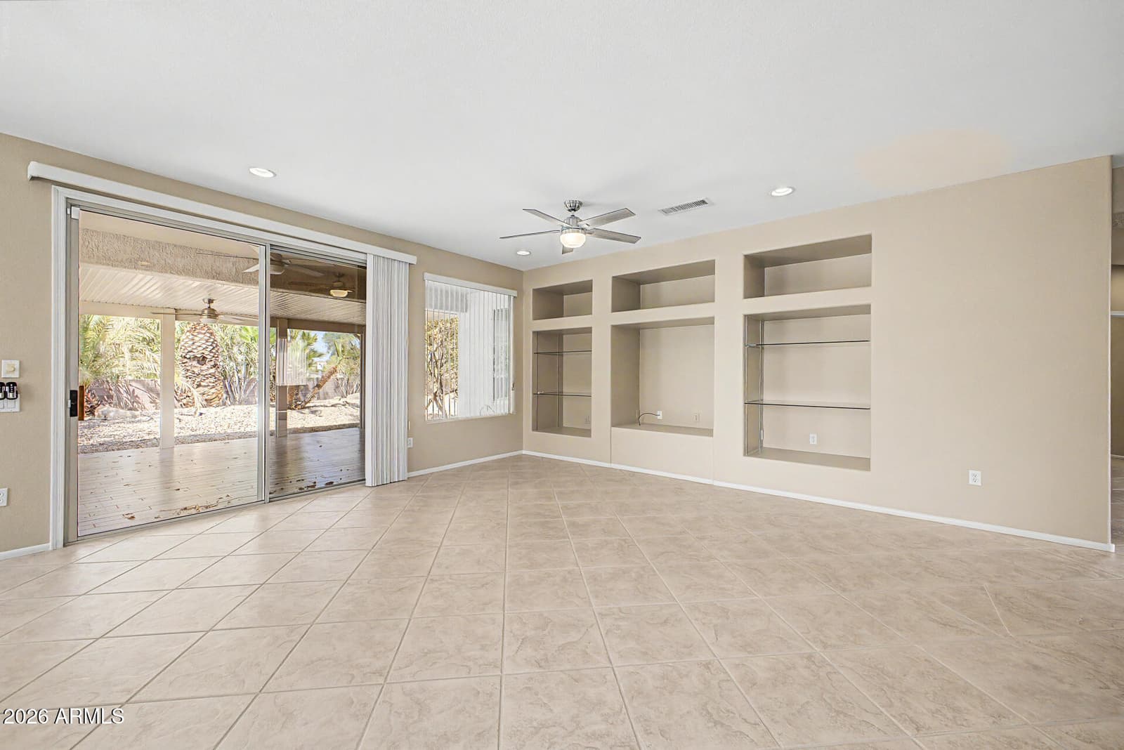 15126 W Alegria Court, Surprise, AZ 85374 — photo 7 of 29