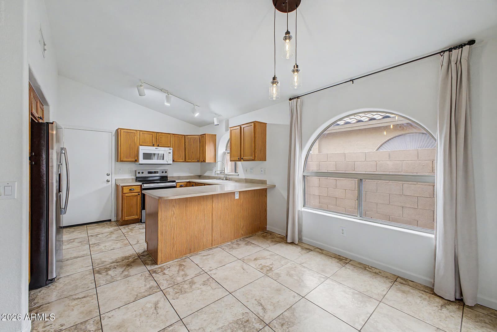 43924 W Cahill Drive, Maricopa, AZ 85138 — photo 13 of 41
