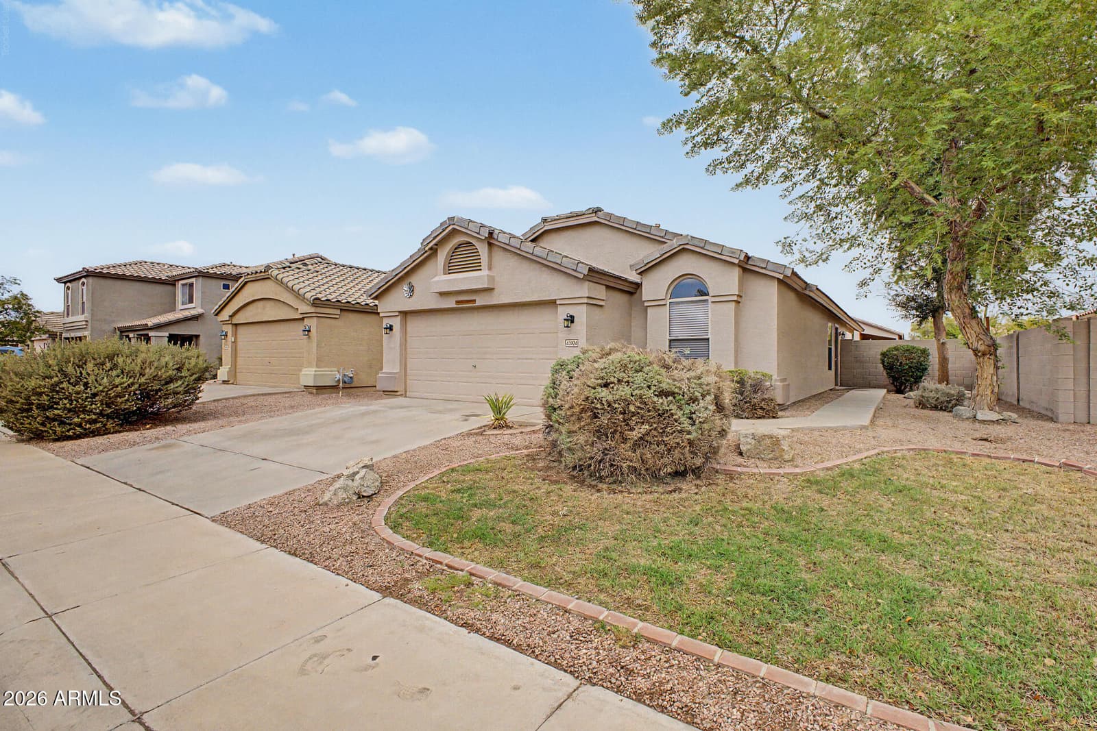43924 W Cahill Drive, Maricopa, AZ 85138 — photo 3 of 41