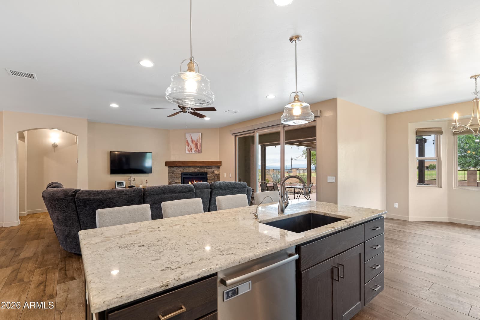 6577 E Saddlehorn Circle, Hereford, AZ 85615 — photo 13 of 42