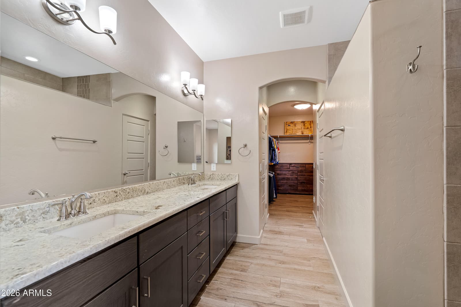 6577 E Saddlehorn Circle, Hereford, AZ 85615 — photo 18 of 42