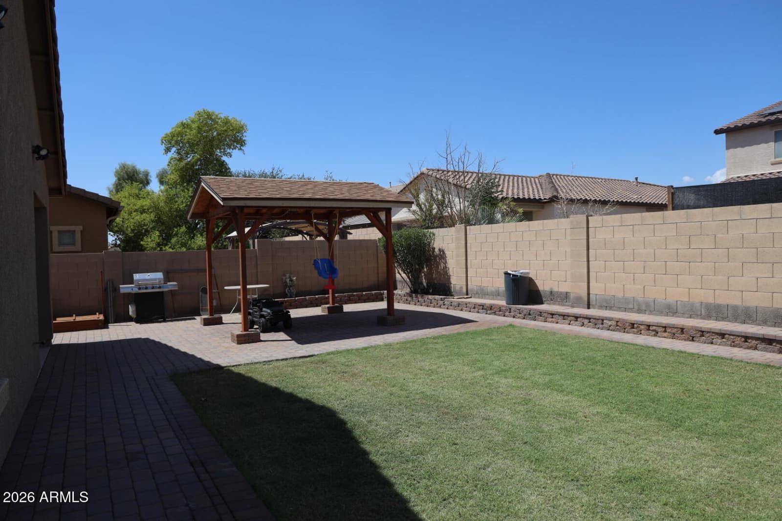 10142 W Wier Avenue, Tolleson, AZ 85353 — photo 3 of 28
