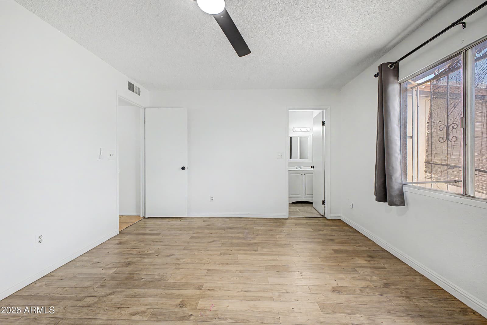 5059 W Vernon Avenue, Phoenix, AZ 85035 — photo 14 of 27