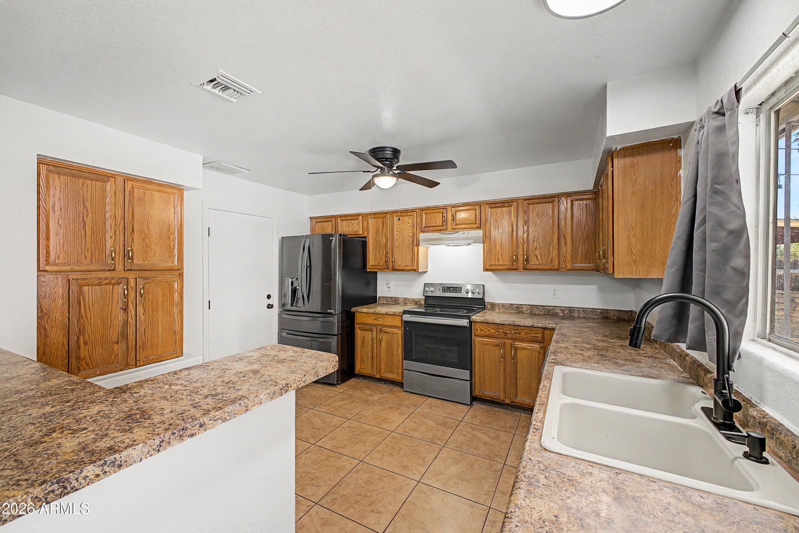 5059 W Vernon Avenue, Phoenix, AZ 85035 — photo 10 of 27