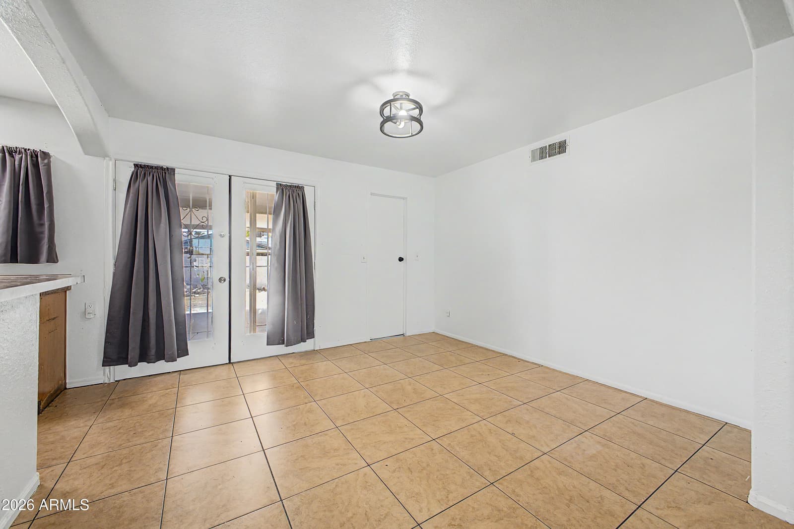5059 W Vernon Avenue, Phoenix, AZ 85035 — photo 11 of 27