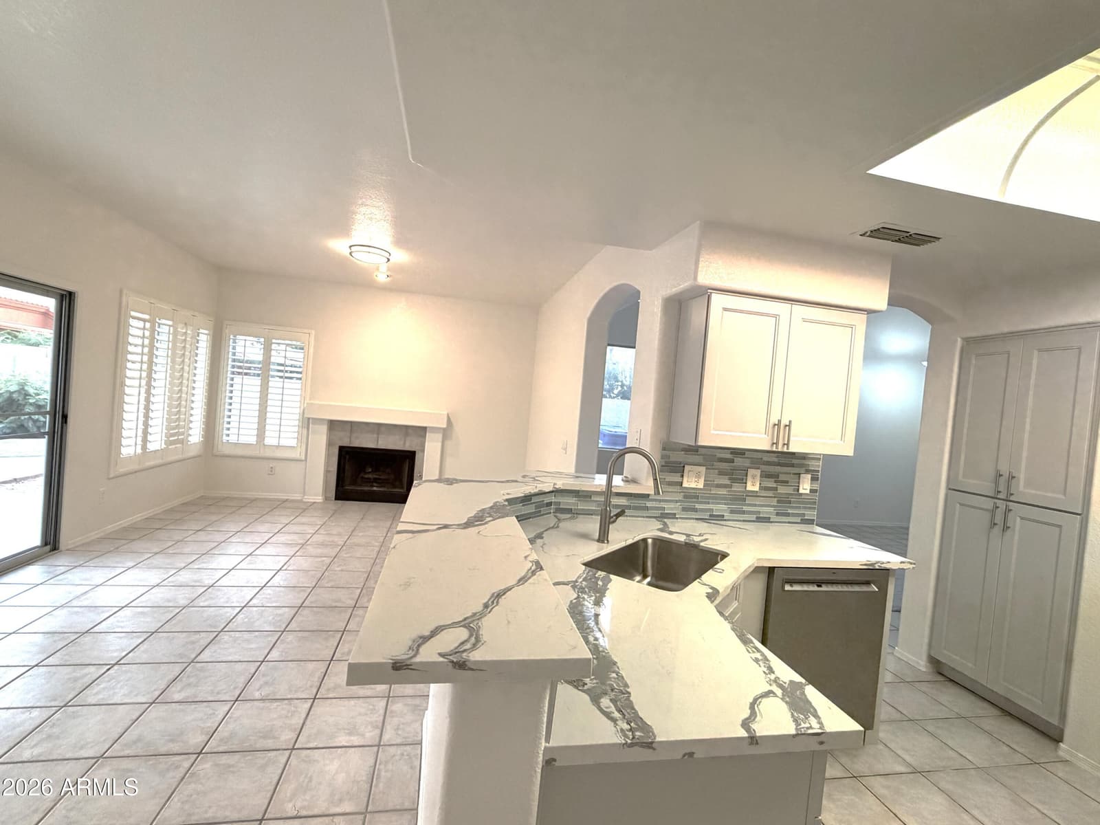 3506 E Rockwood Drive, Phoenix, AZ 85050 — photo 15 of 43