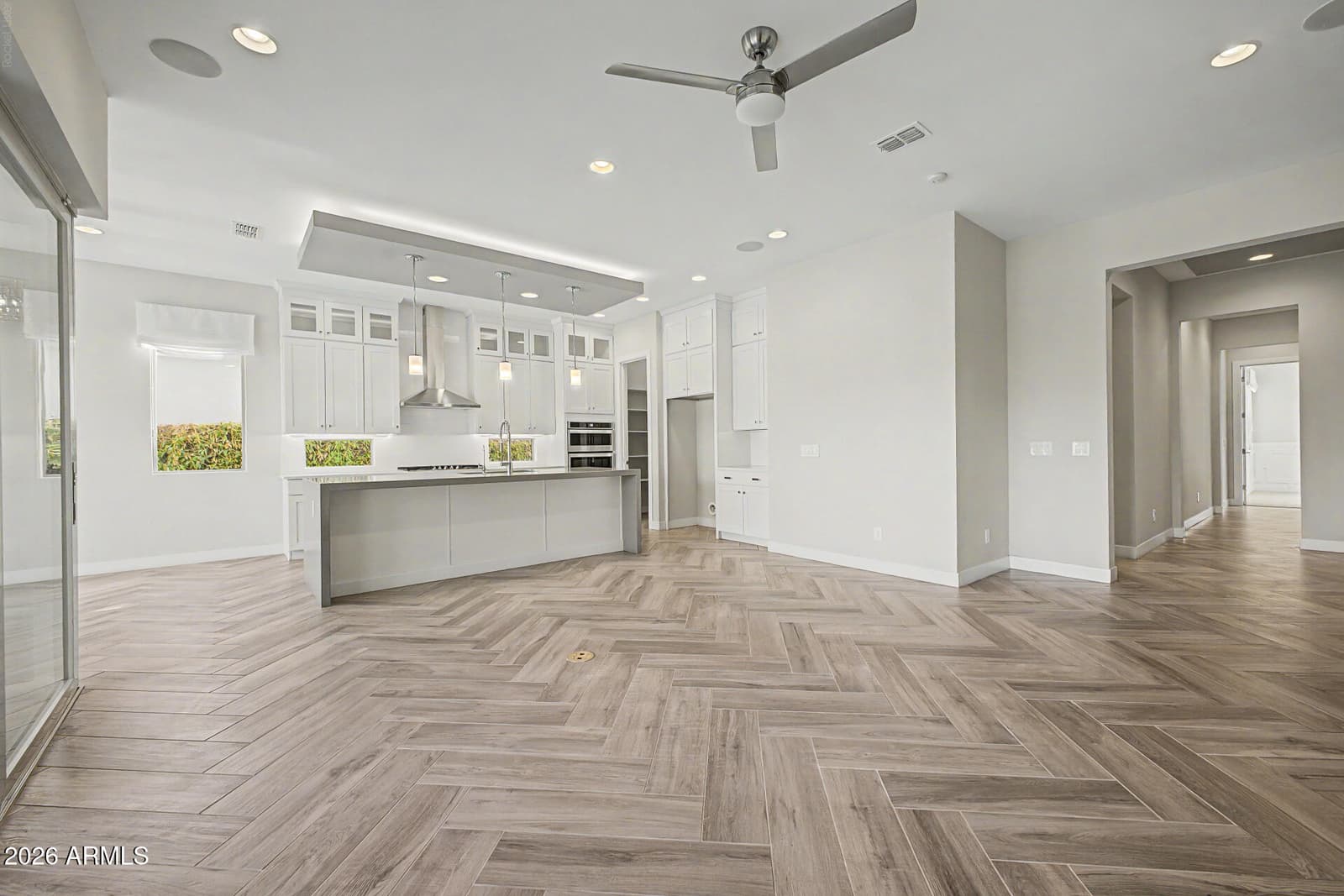 2847 E Los Gatos Drive, Phoenix, AZ 85050 — photo 14 of 62
