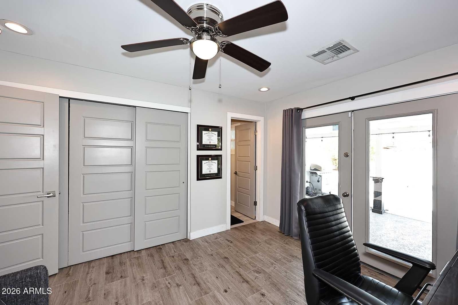 8638 E Sheridan Street, Scottsdale, AZ 85257 — photo 16 of 44