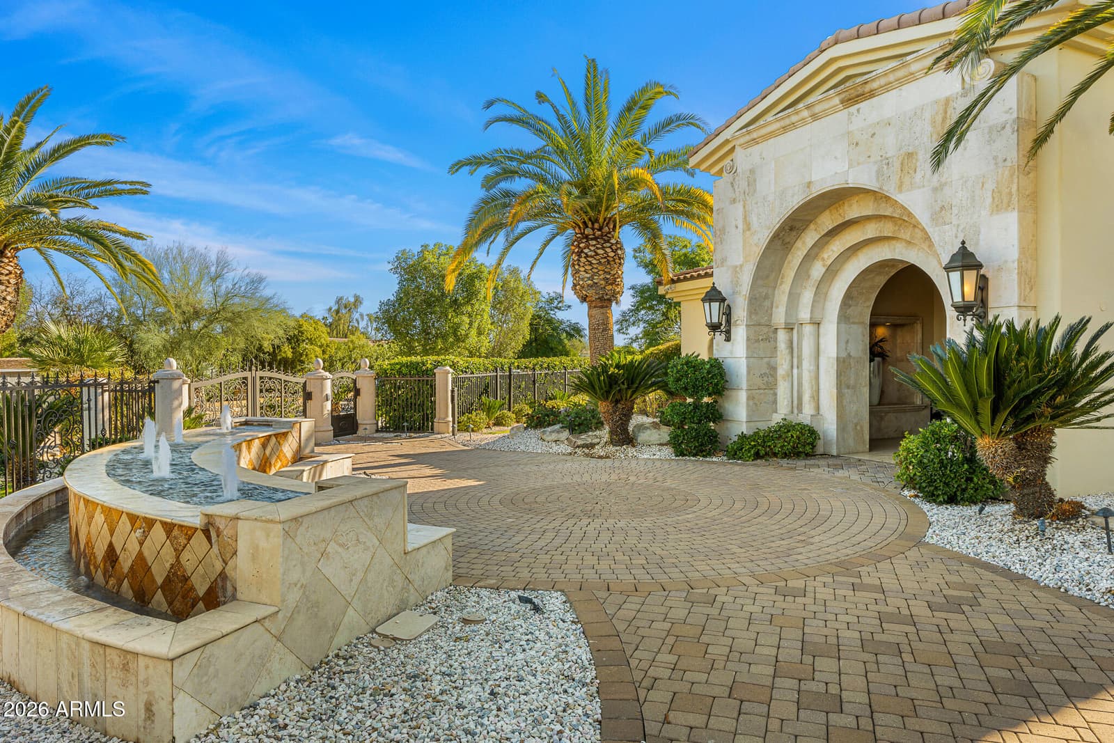 7170 N 69th Place, Paradise Valley, AZ 85253 — photo 4 of 76