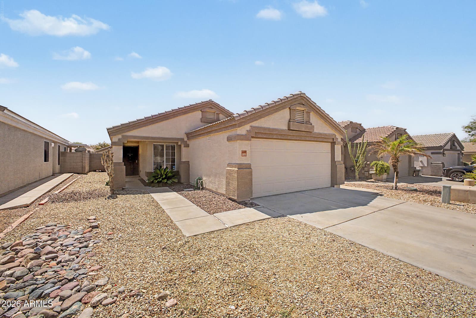 11339 W Madisen Ellise Drive, Surprise, AZ 85378 — photo 3 of 32