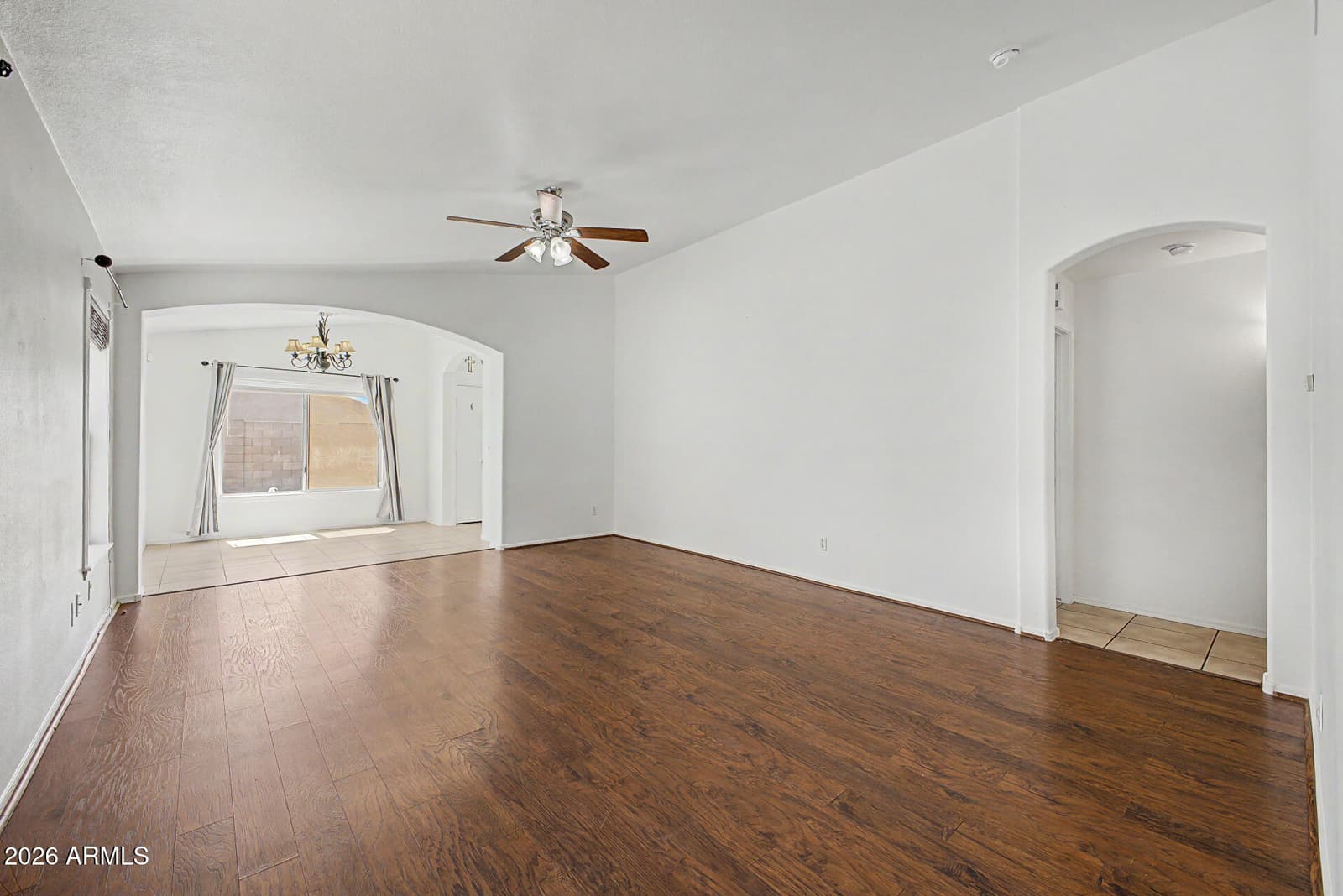 11339 W Madisen Ellise Drive, Surprise, AZ 85378 — photo 10 of 32
