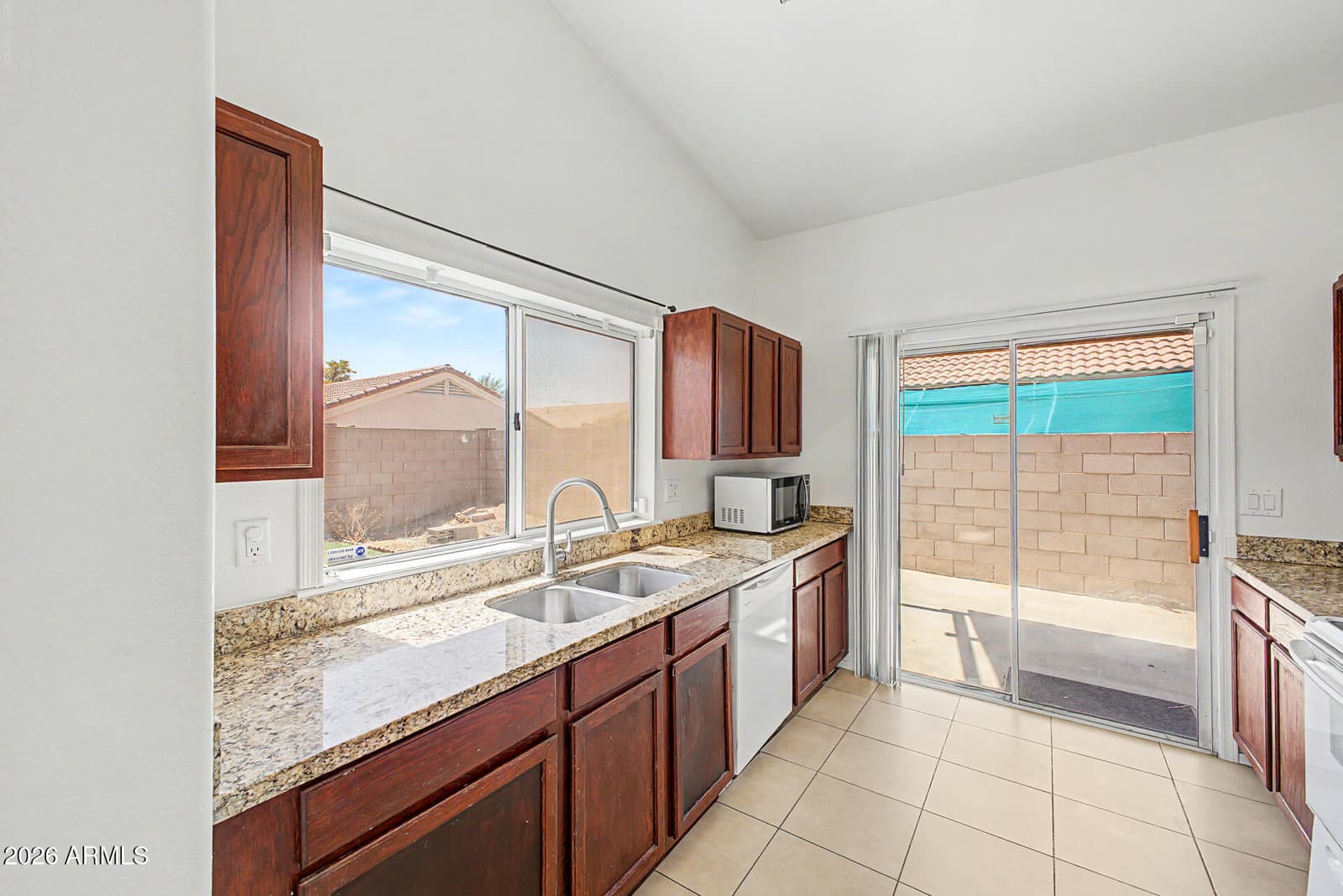 11339 W Madisen Ellise Drive, Surprise, AZ 85378 — photo 14 of 32