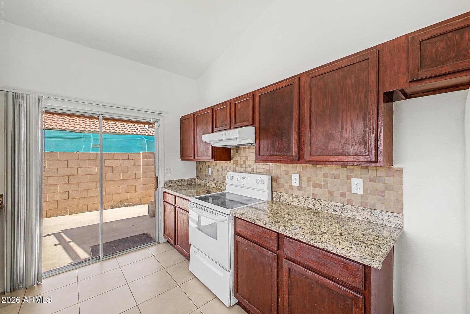 11339 W Madisen Ellise Drive, Surprise, AZ 85378 — photo 15 of 32