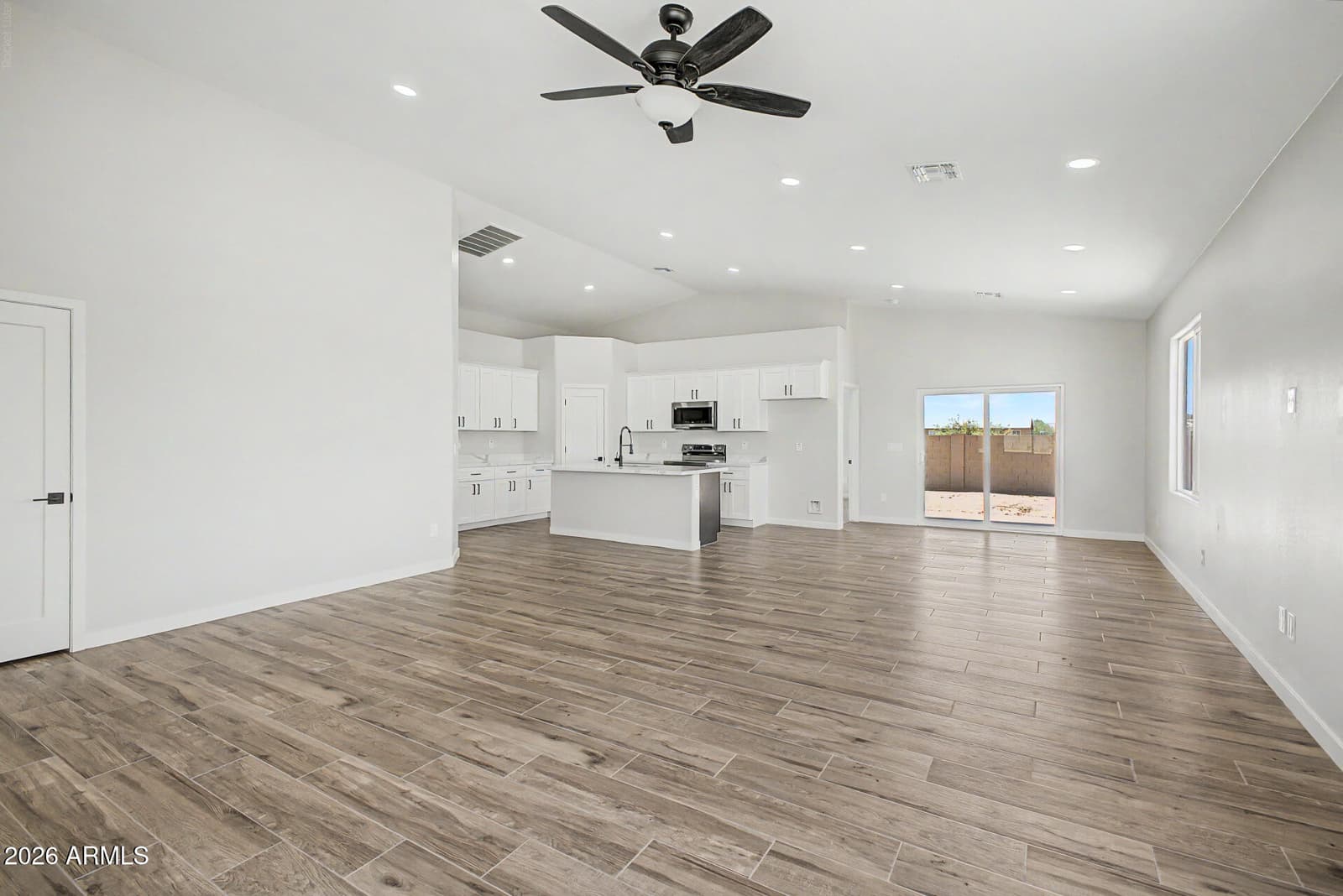 11175 W Laguna Drive, Arizona City, AZ 85123 — photo 5 of 27