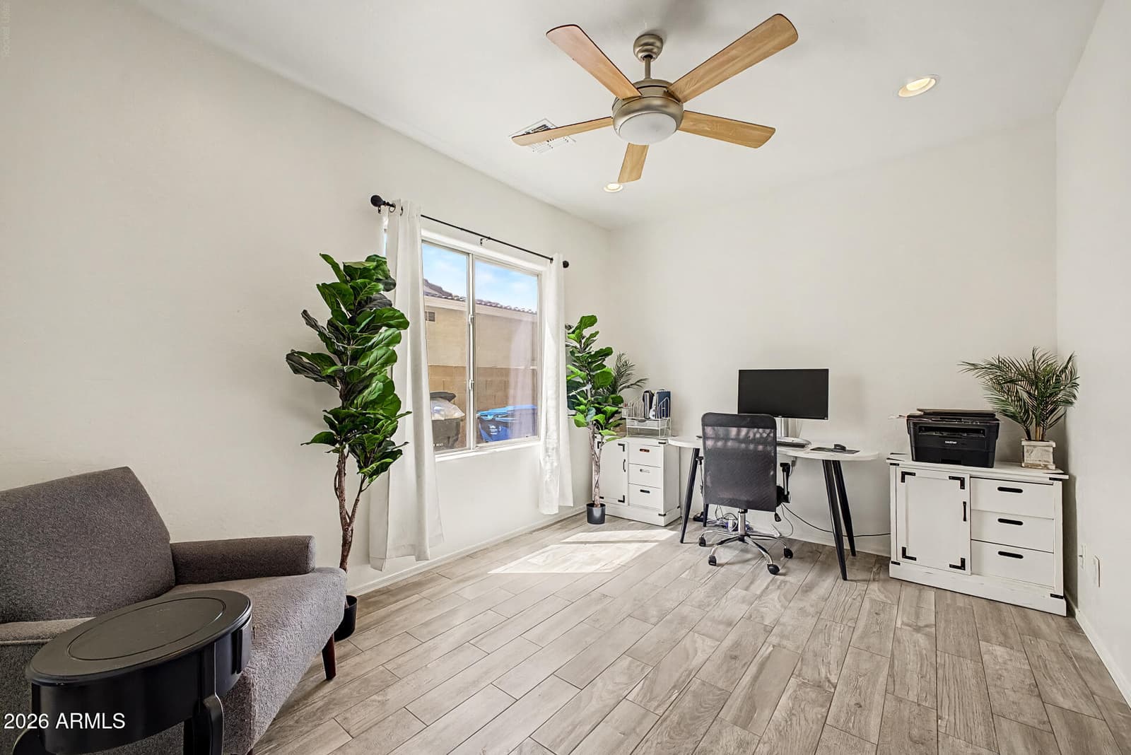 13845 W Ventura Street, Surprise, AZ 85379 — photo 9 of 19