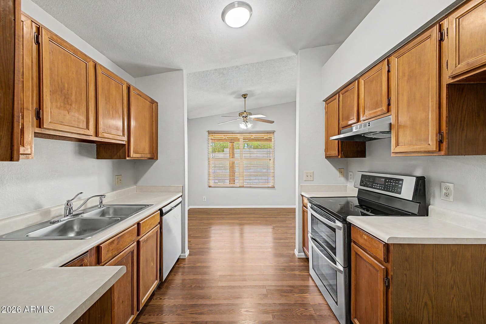 3740 W Michigan Avenue, Glendale, AZ 85308 — photo 14 of 28