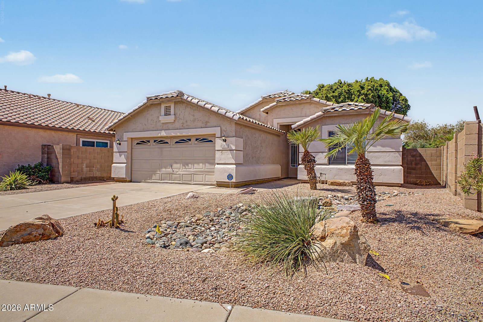 1814 N 108th Avenue, Avondale, AZ 85392 — photo 3 of 35