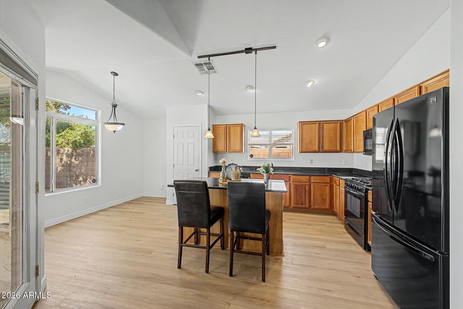 1814 N 108th Avenue, Avondale, AZ 85392 — photo 10 of 35