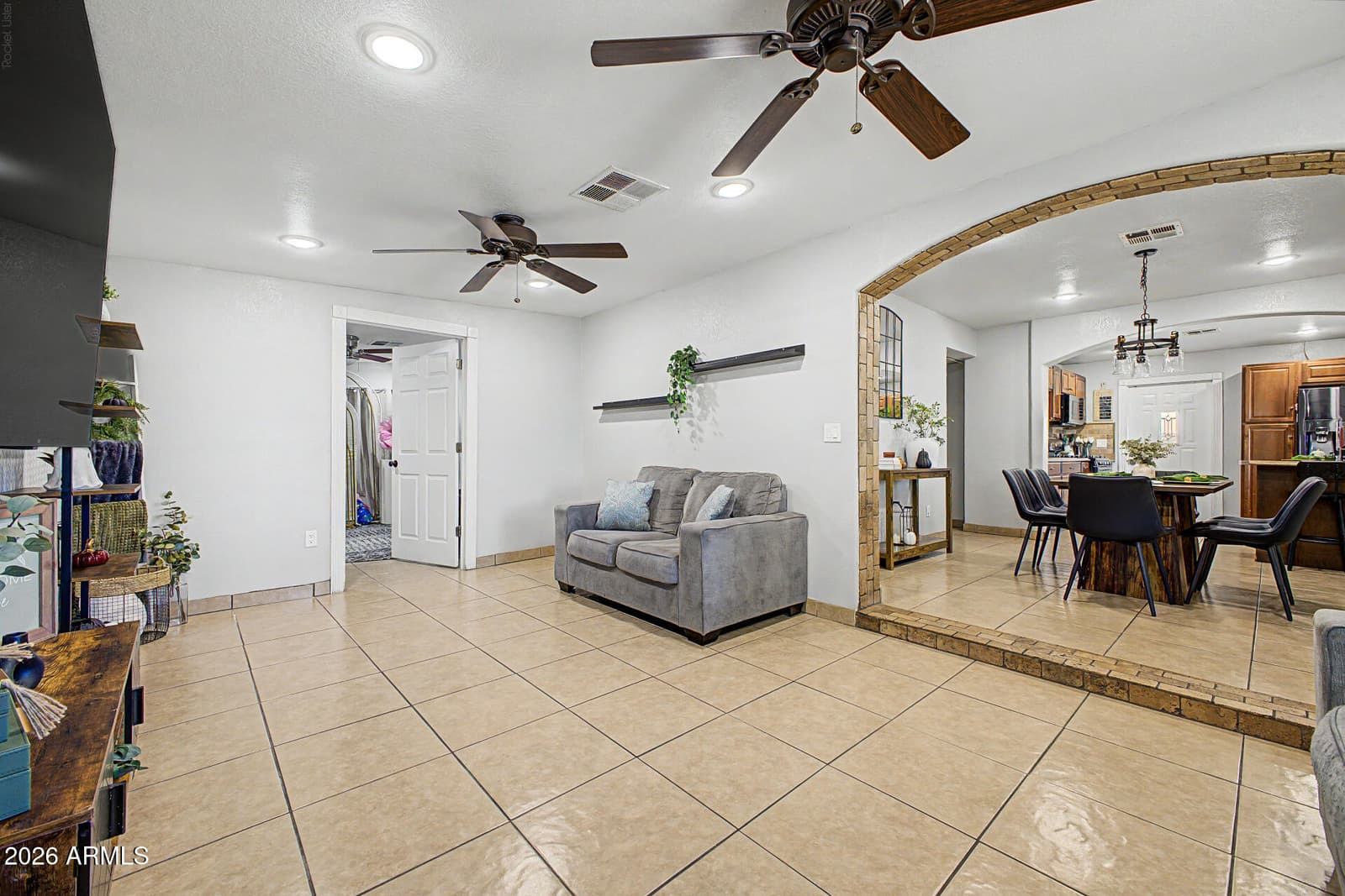 3044 W Holly Street, Phoenix, AZ 85009 — photo 14 of 43