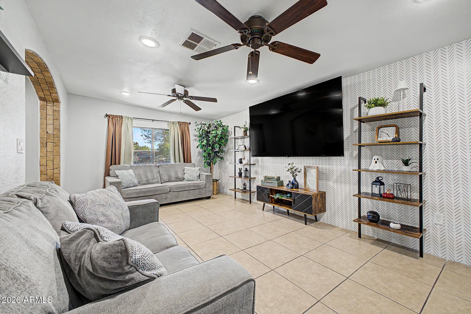 3044 W Holly Street, Phoenix, AZ 85009 — photo 15 of 43